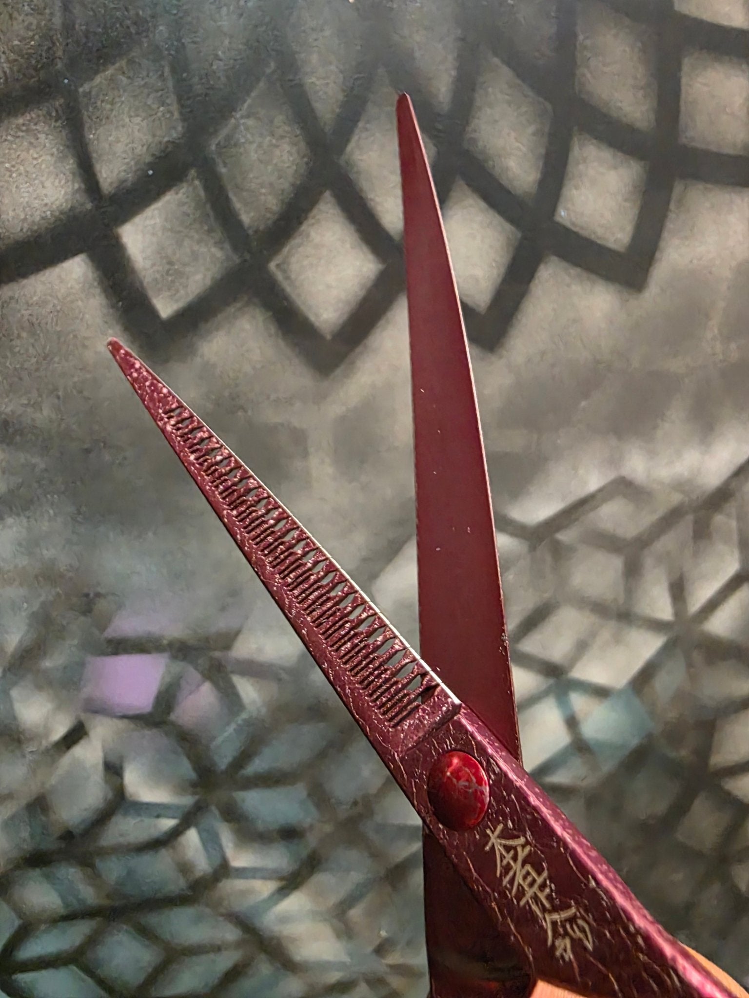 Reiki Shears - Pink Unicorn Reversed Curved Chunker - Reiki Shears