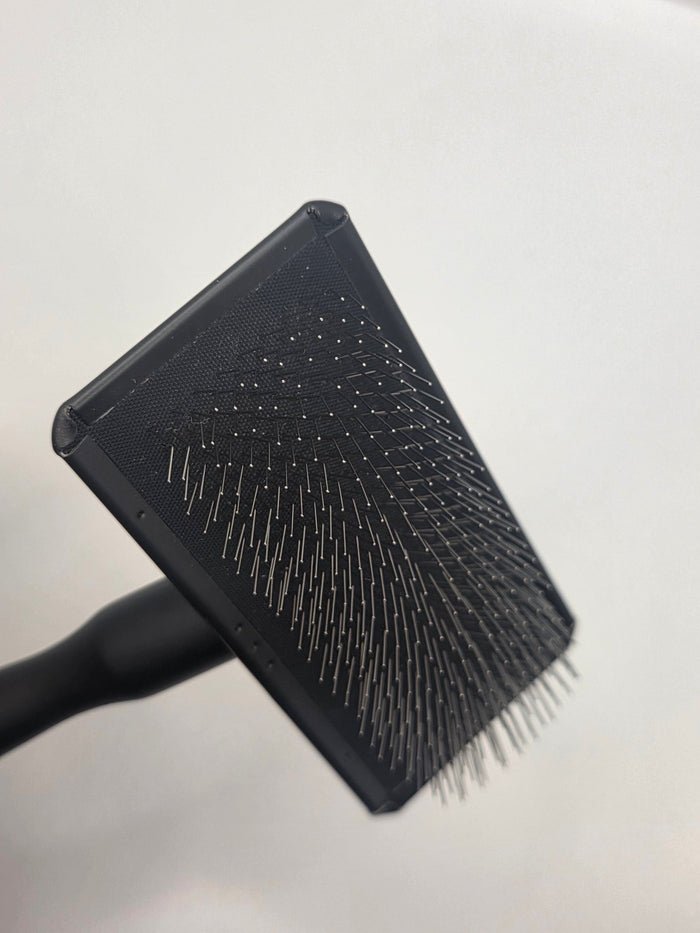Reiki Shears - Raven Slicker Brush