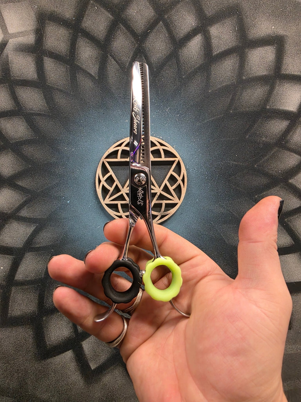 Reiki Shears - The Misfit 7" Curved Chunking Blender - Reiki Shears